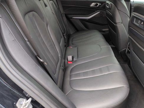 Used 2022 BMW X5 xDrive40i w/ M Sport Package image 20