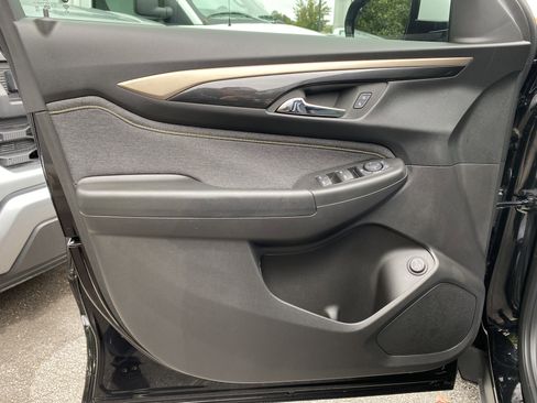 Used 2025 Chevrolet TrailBlazer ACTIV w/ Convenience Package image 15