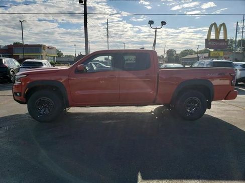 New 2025 Nissan Frontier PRO-4X w/ Interior Protection Package image 3