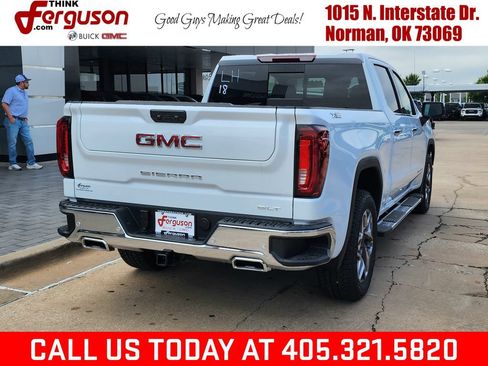 New 2026 GMC Sierra 1500 SLT w/ SLT Premium Plus Package AWD/4WD image 4