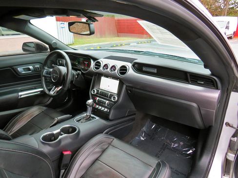 Used 2019 Ford Mustang GT Premium w/ GT Performance Package image 17