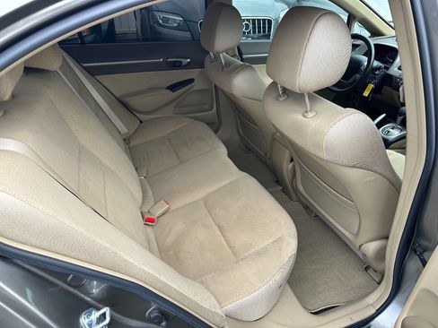 Used 2006 Honda Civic Hybrid Sedan image 17