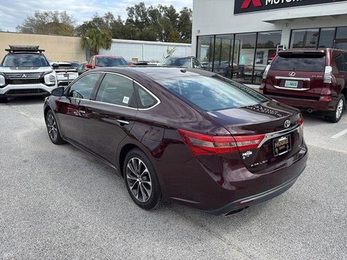 Used 2018 Toyota Avalon XLE image 4