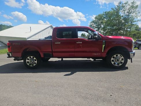 Used 2023 Ford F250 Lariat w/ Lariat Ultimate Package AWD/4WD image 6