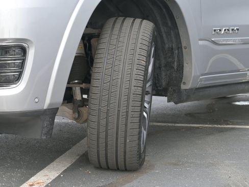 Used 2025 RAM 1500 Tungsten AWD/4WD image 41