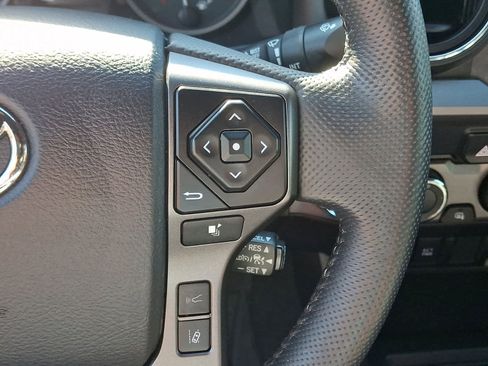 Certified 2023 Toyota Tacoma TRD Sport AWD/4WD image 23