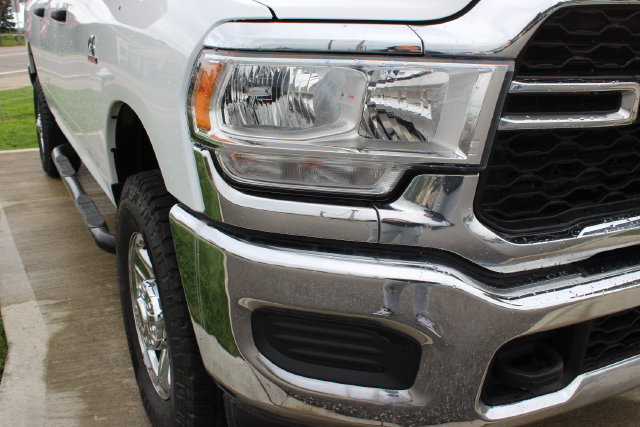 Used 2024 RAM 3500 Tradesman AWD/4WD image 3
