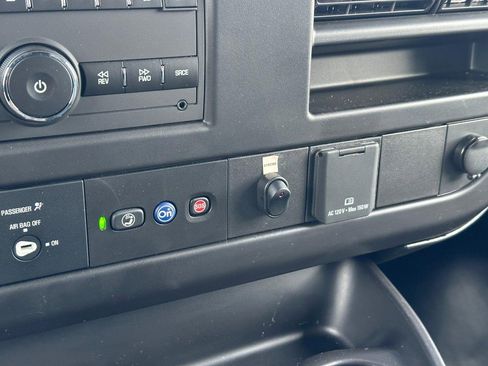 New 2024 GMC Savana 3500 w/ Power Convenience Package RWD image 10