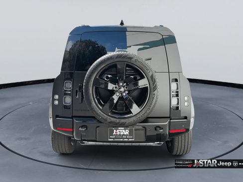Used 2024 Land Rover Defender 110 X AWD/4WD image 6
