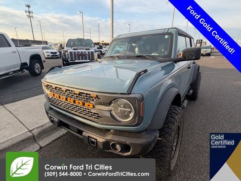 Used 2023 Ford Bronco Black Diamond image 11