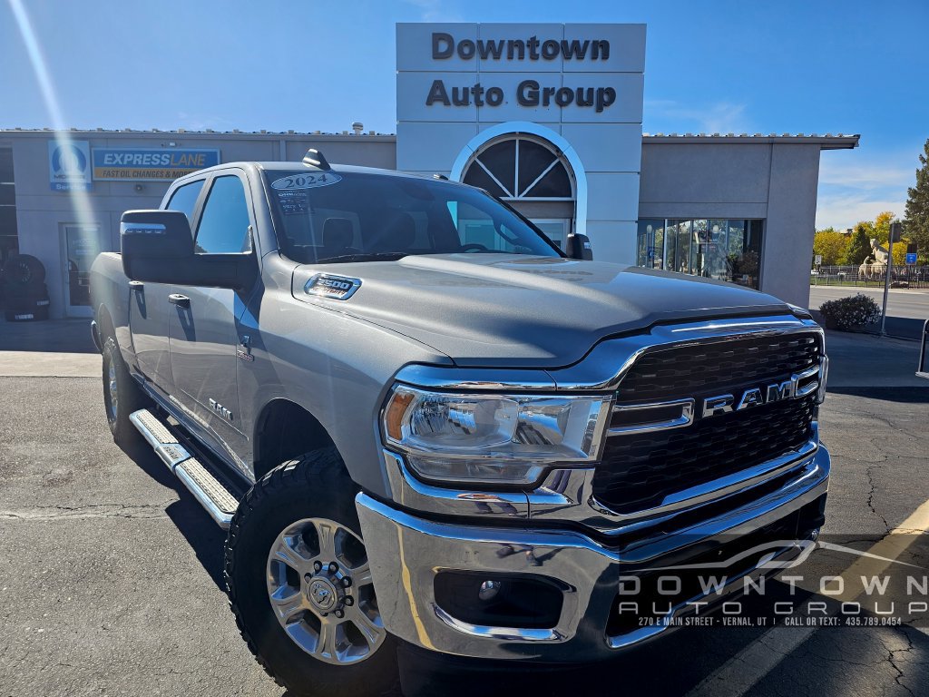 Used 2024 RAM 2500 Big Horn AWD/4WD image 1