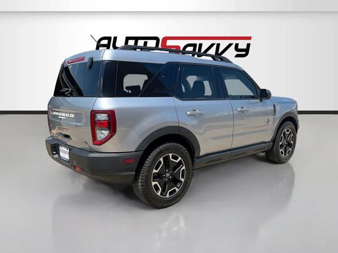 Used 2023 Ford Bronco Sport Outer Banks w/ Tech Package AWD/4WD image 7