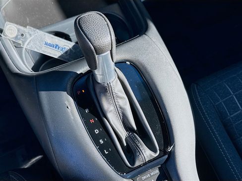 Certified 2023 Honda HR-V LX image 15