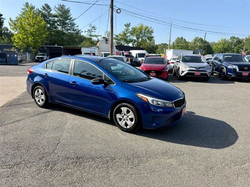 Used 2017 Kia Forte LX FWD image 6