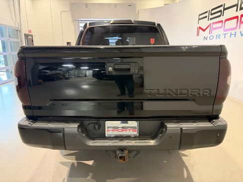 Used 2018 Toyota Tundra SR5 w/ TRD Off Road Package AWD/4WD image 9