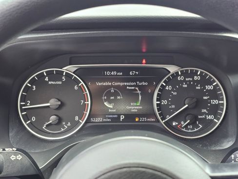 Used 2024 Nissan Rogue S FWD image 11