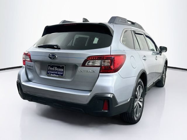 Used 2018 Subaru Outback 2.5i Limited AWD/4WD image 9