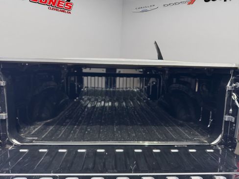 New 2026 RAM 1500 Big Horn AWD/4WD image 9