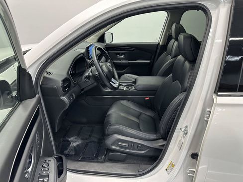 Certified 2023 Honda Pilot Touring image 14