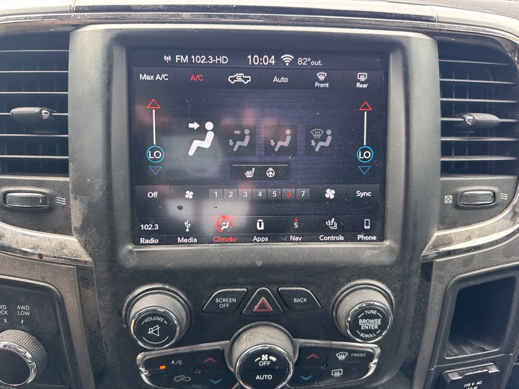 Used 2018 RAM 2500 Big Horn w/ Sport Appearance Group AWD/4WD image 12