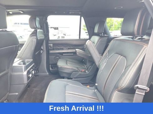 Used 2023 Ford Expedition Platinum AWD/4WD image 11