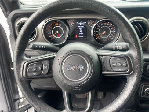 Used 2021 Jeep Wrangler Sport AWD/4WD image 23