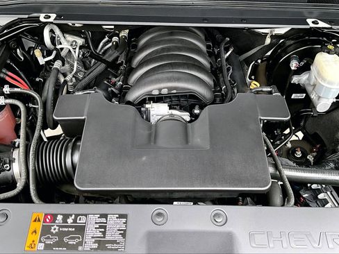 Used 2018 Chevrolet Tahoe LS image 32