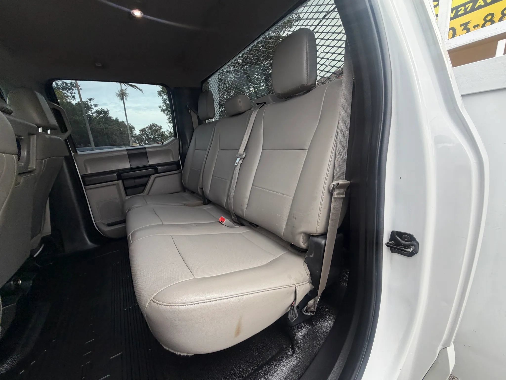 Used 2019 Ford F350 4x4 Crew Cab XL DRW w/ Power Equipment Group image 16