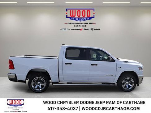 New 2026 RAM 1500 4x4 Crew Cab image 2