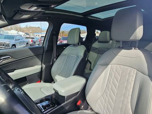 Used 2023 Kia Sportage X-Pro image 10