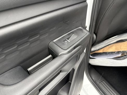 New 2025 Ford Ranger XL image 32