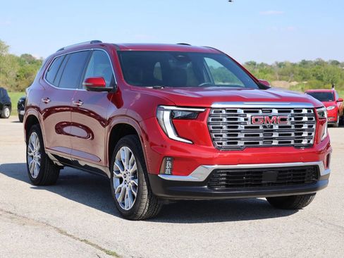 Used 2025 GMC Acadia Denali w/ Super Cruise Package AWD/4WD image 4