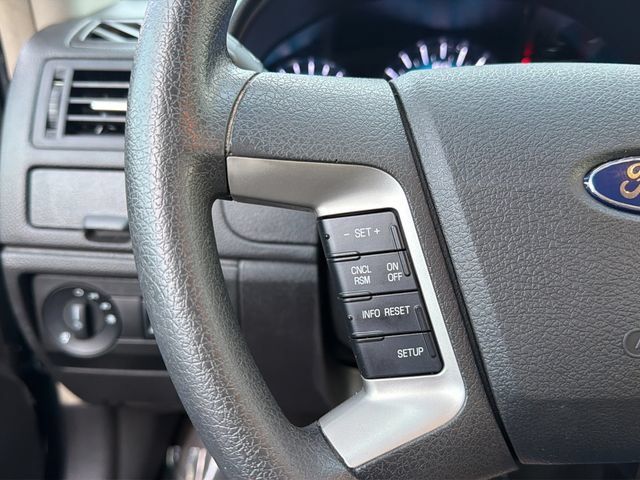 Used 2012 Ford Fusion SE FWD image 22