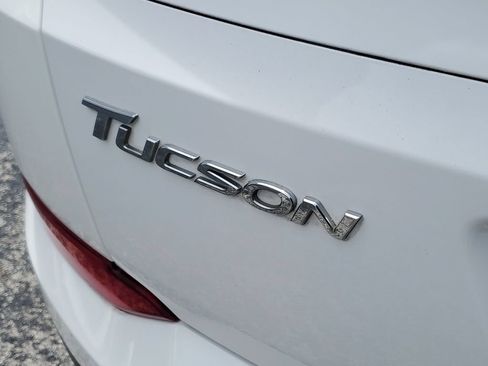 Used 2017 Hyundai Tucson Sport FWD image 9