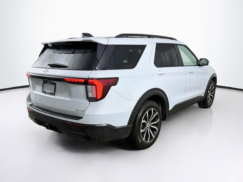 Used 2026 Ford Explorer ST-Line AWD/4WD image 5