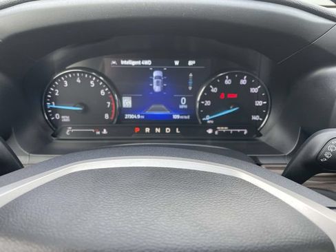 Used 2022 Ford Explorer Limited w/ Equipment Group 301A AWD/4WD image 26