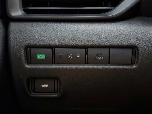 Used 2024 Nissan Sentra S FWD image 29