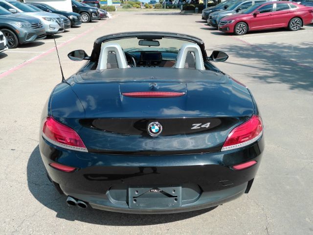 Used 2015 BMW Z4 sDrive28i RWD image 10
