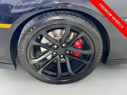 Used 2015 Chevrolet Camaro SS w/ SS Performance Package RWD image 31