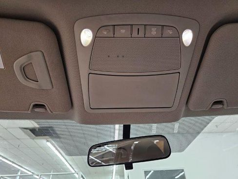 Used 2016 Nissan Rogue S AWD/4WD image 22
