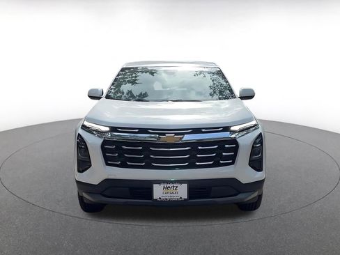 Used 2025 Chevrolet Equinox LT FWD image 4