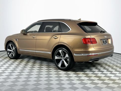 Certified 2017 Bentley Bentayga AWD/4WD image 3