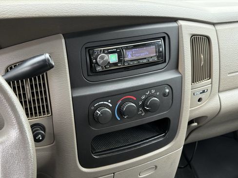 Used 2004 Dodge Ram 2500 Truck ST image 23