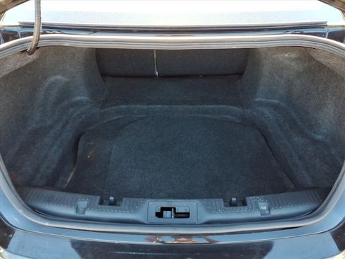 Used 2017 Ford Taurus SE image 33