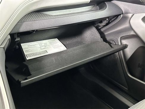 Certified 2025 Subaru Outback Premium image 31