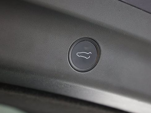 Used 2020 Tesla Model Y Performance AWD/4WD image 33