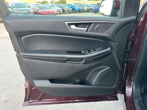 Used 2017 Ford Edge SEL w/ Equipment Group 201A image 32