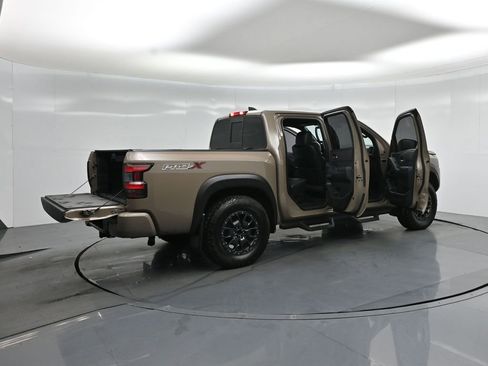 Used 2022 Nissan Frontier Pro-X w/ Pro-X Premium Package RWD image 5