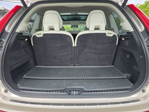 Used 2023 Volvo XC90 B6 Plus w/ Protection Package AWD/4WD image 15