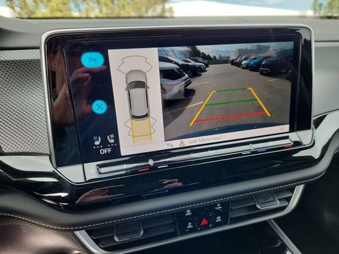 New 2026 Volkswagen Atlas Cross Sport SEL R-Line image 15